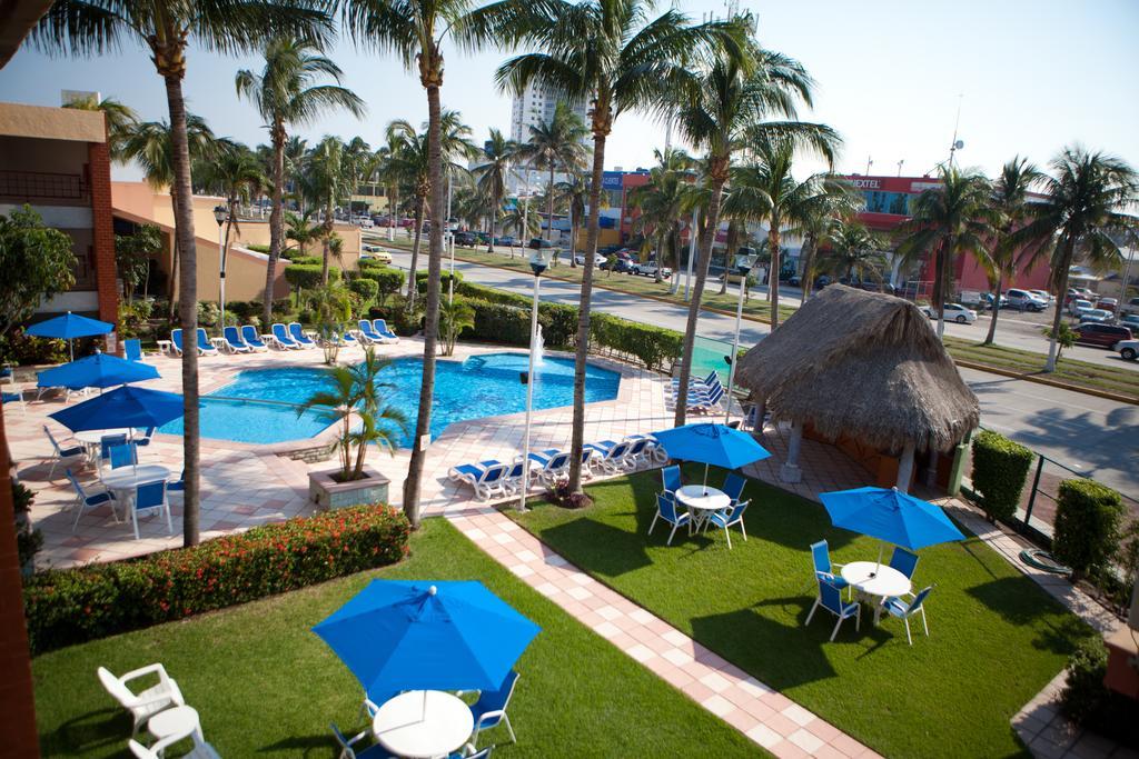 Hotel Jaragua โบกา เดล ริโอ ภายนอก รูปภาพ