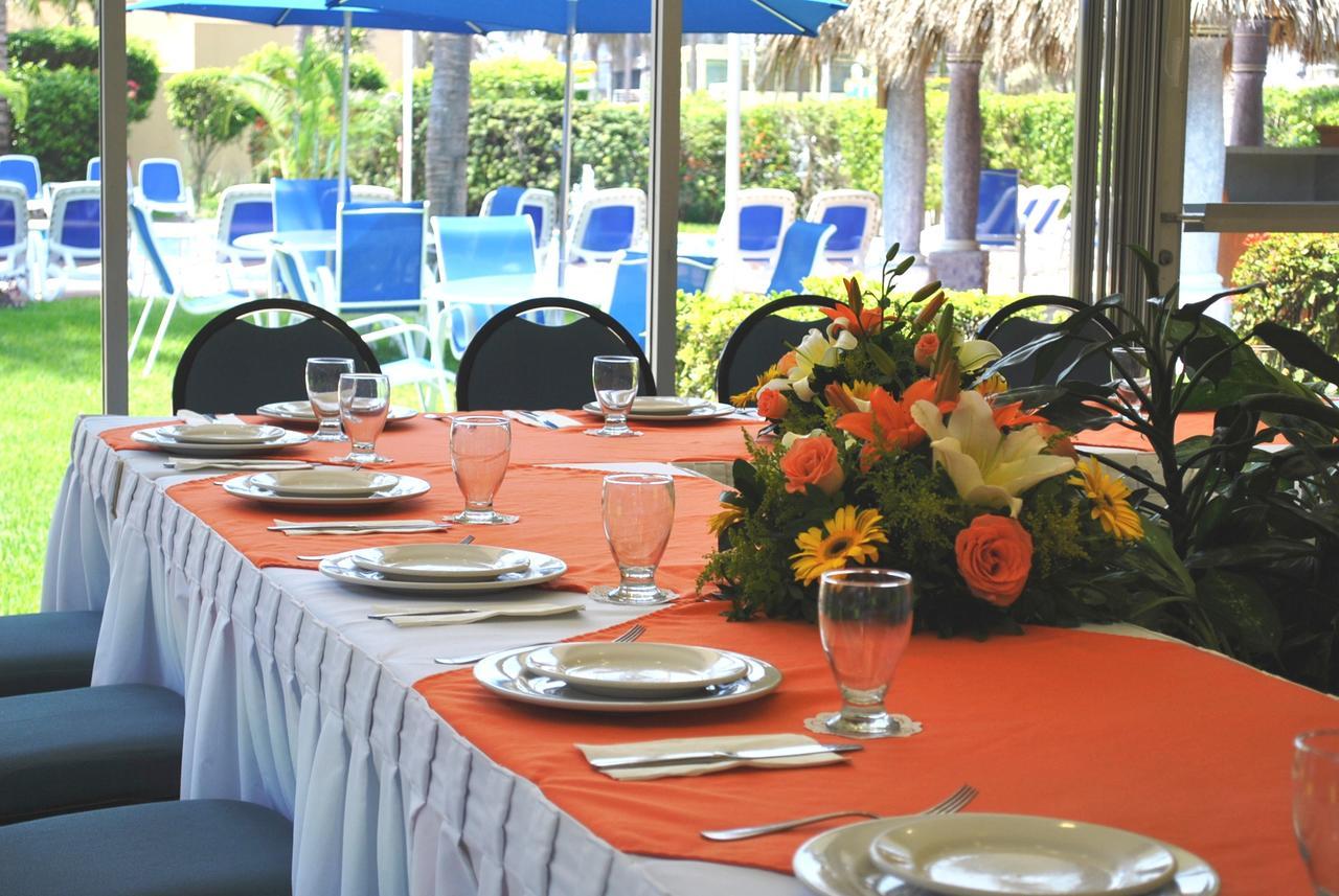 Hotel Jaragua โบกา เดล ริโอ ภายนอก รูปภาพ